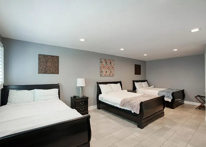 Beautiful Pool By Old Town, Sleep 14! Scottsdale