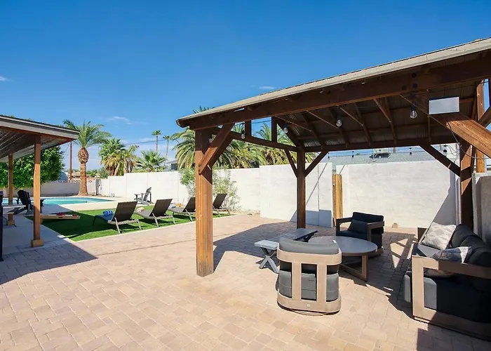 Holiday home Beautiful Pool By Old Town, Sleep 14!